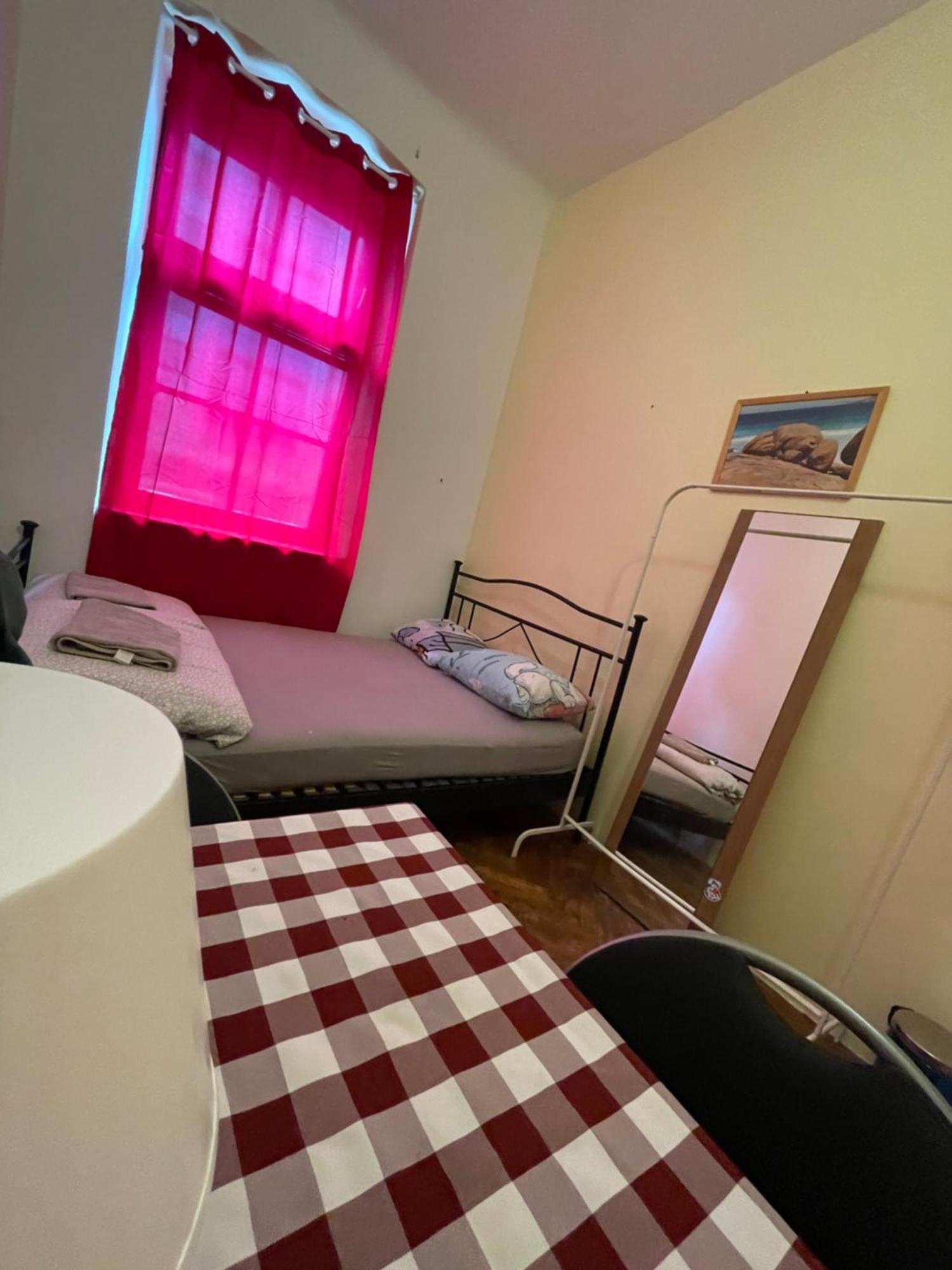 U6 Schoepfwerk Home Виена Екстериор снимка