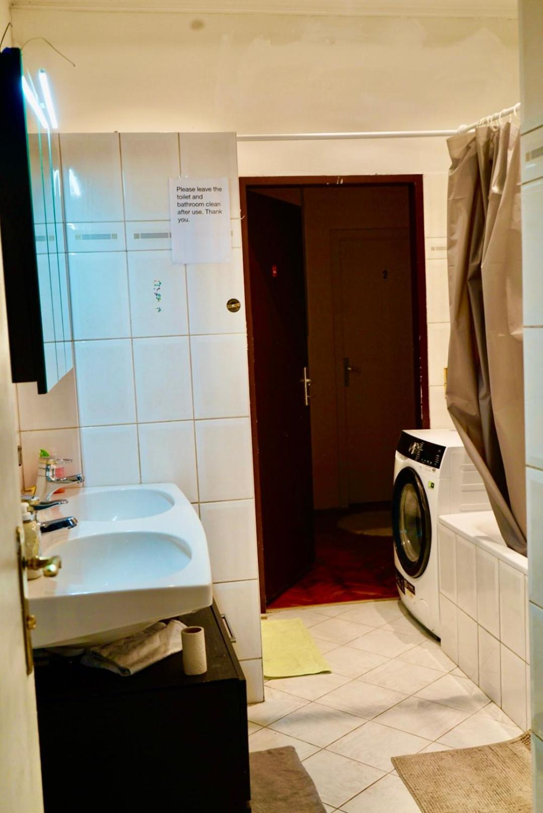 U6 Schoepfwerk Home Виена Екстериор снимка
