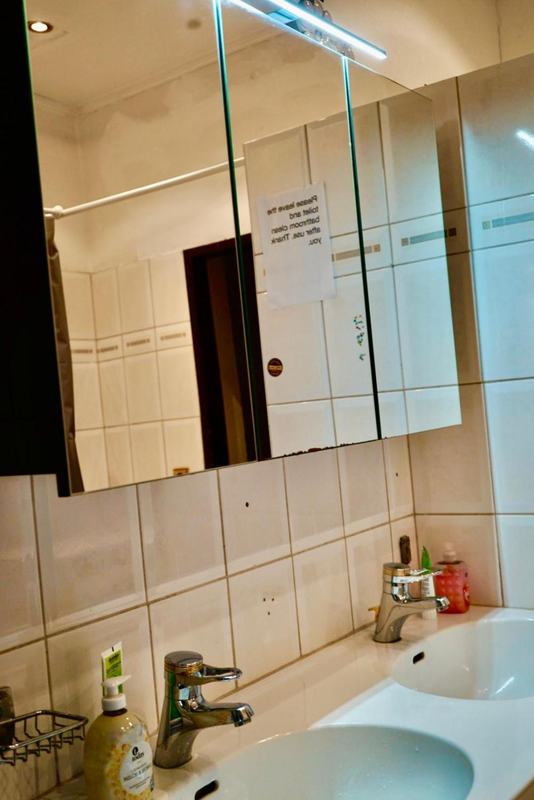 U6 Schoepfwerk Home Виена Екстериор снимка